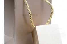 首飾紙袋 首飾紙袋選材的多樣化發展進程，小廠家也有自己的辦法生存 [吉彩四方]