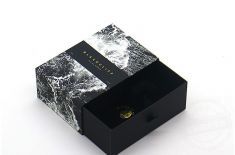 印包裝盒 印包裝盒應(yīng)該如何選擇印刷[吉彩四方]實(shí)力廠家為您講解