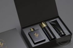 以華麗的化妝品包裝設(shè)計包裝盒贏得買家關(guān)注 [吉彩四方]