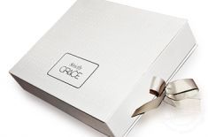 你需要了解化妝品盒印刷包裝的額外配件的類型[吉彩四方]