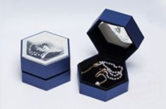 定制折疊硬盒包裝盒優勢   廣州硬盒包裝盒定制廠[吉彩四方]