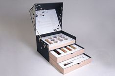 如何選擇合適的廠家定做禮品盒包裝？