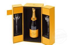 生產(chǎn)禮品盒的廠家在生產(chǎn)過程中有哪些細(xì)節(jié)需要注意？