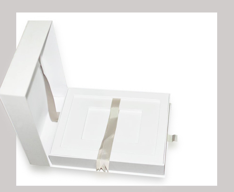 化妝品包裝的禮盒產(chǎn)品圖